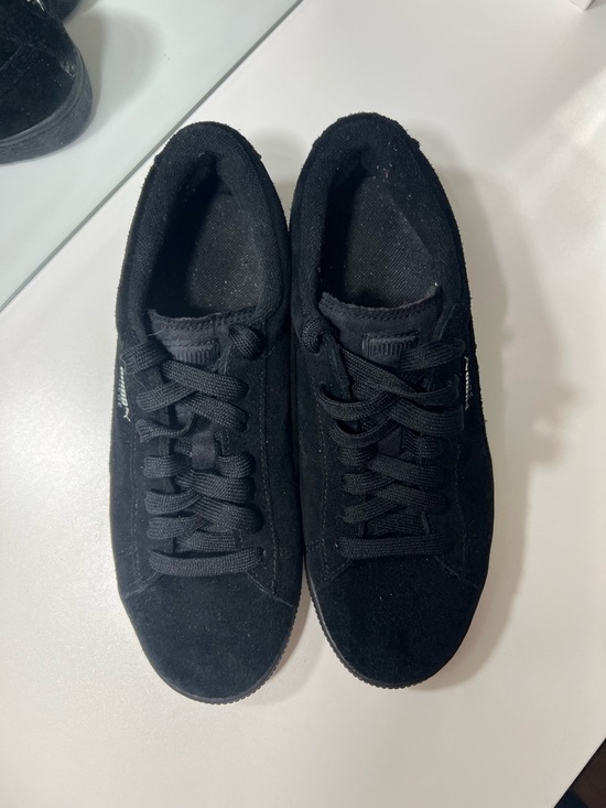 Puma Suede men’s Sneakers in Black color size 6.5 main image 4